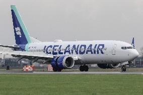 Icelandair Boeing 737 MAX 8