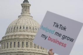 Tik Tok’s Creators Hold A Keep Tiktok Rally