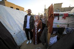 A Couple Gets Married Despite War - Gaza
