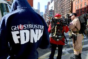 Ghostbusters Fans At The Fire Station - NYC