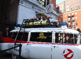 Ghostbusters Fans At The Fire Station - NYC