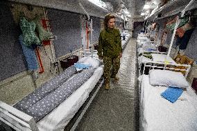 Medical evacuation train presented in Kyiv
