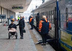 Medical evacuation train presented in Kyiv