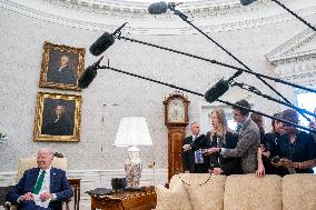 DC: U.S. President Joe Biden meets with Ireland's Taoiseach Leo Varadkar