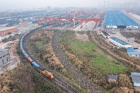 CHINA-CHONGQING-FREIGHT TRAIN-EUROPE-BOUND TRAINS-INCREASE (CN)