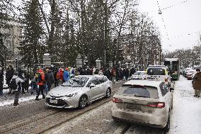 Voters outside Russian Embassy in Helsinki