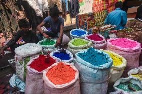 Holi Festival Preparation In Kolkata, India