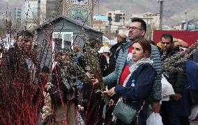 IRAN-TEHRAN-NOWRUZ-SHOPPING