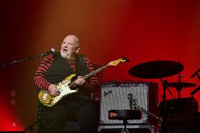 Popa Chubby Performs Live - Paris