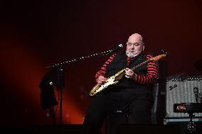 Popa Chubby Performs Live - Paris