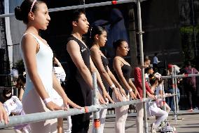 Participants Take Part  A Ballet Massive Class By Elisa Carrillo
