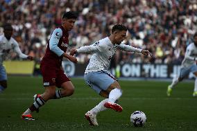 West Ham United v Aston Villa - Premier League