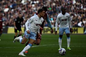 West Ham United v Aston Villa - Premier League