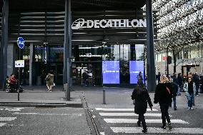 Decathlon’s New Logo - Paris