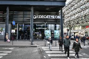 Decathlon’s New Logo - Paris