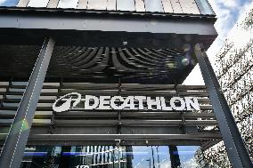 Decathlon’s New Logo - Paris