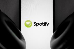 Spotify Logo Illustration