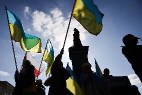 Ukrainians Demonstrate In Poland