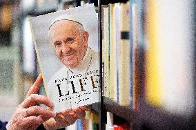 Life: My Story Through History Book Released - Vatican