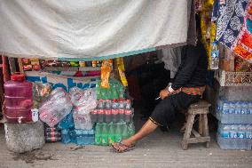 Daily Life In Dhaka