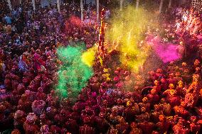 Lathmar Holi Festival In Nandbhavan Mandir In Mathura 2024.