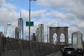Vehicles Traveling On The Brooklyn Bridge In Brooklyn New York