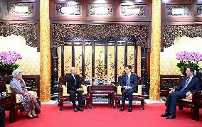 CHINA-BEIJING-HAN ZHENG-CAMBODIA-MEETING (CN)