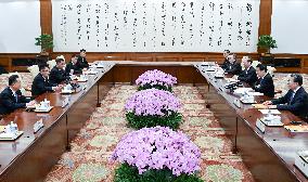 CHINA-BEIJING-WANG HUNING-DPRK-DELEGATION-MEETING (CN)