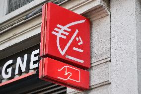 Illustrations Of Commercial Signs And Shops - Lyon