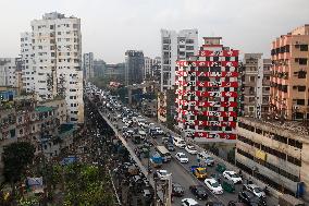 Daily Life In Dhaka