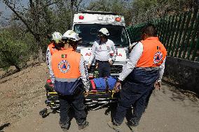 Civil Protection Rescues A Person Who Fell In Cerro De La Estrella, Mexico City