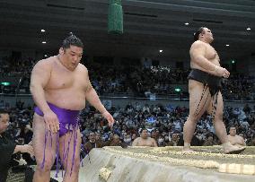 Sumo: Spring Grand Sumo Tournament