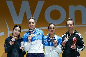 (SP)CHINA-NANJING-FENCING-WOMEN'S EPEE WORLD CUP-FINAL (CN)