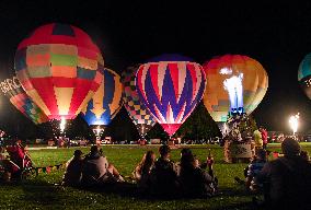 NEW ZEALAND-HAMILTON-HOT AIR BALLOON FESTIVAL-NIGHT GLOW