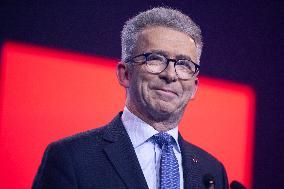 Les Republicains Europe Launch Campaign - Aubervilliers