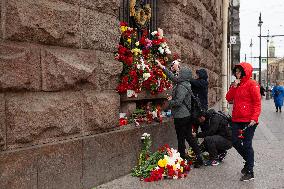 (FOCUS)RUSSIA-ST. PETERSBURG-MOSCOW TERRORIST ATTACK-MOURNING
