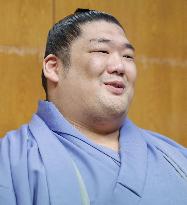 Sumo: Spring champion Takerufuji