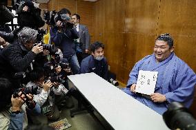 Sumo: Spring champion Takerufuji at press conference