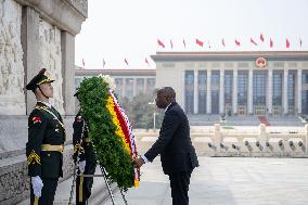 CHINA-BEIJING-DOMINICAN PM-MONUMENT-TRIBUTE (CN)