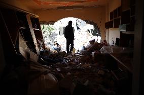 MIDEAST-GAZA-DEIR EL-BALAH-ISRAELI STRIKES-AFTERMATH