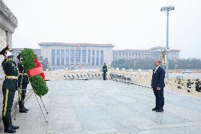 CHINA-BEIJING-NAURUAN PRESIDENT-MONUMENT-TRIBUTE (CN)