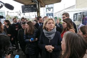Valerie Pecresse Visits The RER C In Brétigny-sur-Orge