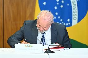 Brazil's President Luiz Inácio Lula Da Silva Signs A Decree For The Automotive Sector In Brazil.