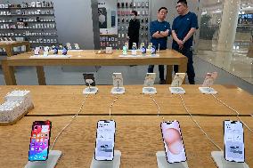 iPhone Sales Down in China