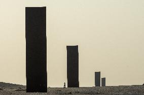 Richard Serra's Artwork In The Desert Of Qatar - Brouq