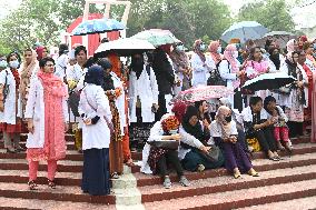 Postgraduate Private Trainee Doctors Protest In Dhaka.