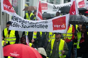 Retailer Workers Go On Strike In Bottrop