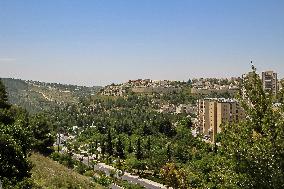 Palestinian Deserted Homes