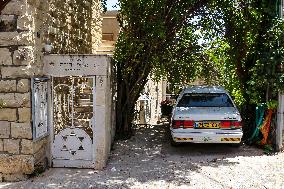 Palestinian Deserted Homes