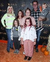 (FILE) Tori Spelling Files for Divorce from Dean McDermott After 18 Years of Marriage